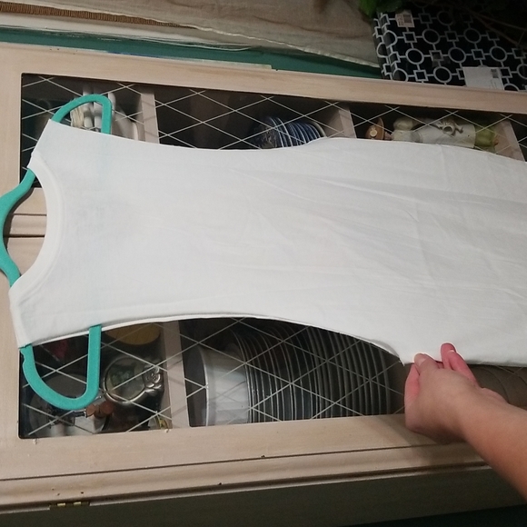 Avocado Healthy State of Mind Muscle Tank Top - Picture 5 of 9